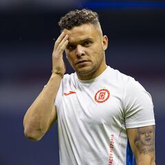 Jonathan Rodríguez llegó a México para reportar con América