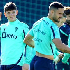 Bastida acapara atenciones en Segunda y Primera RFEF