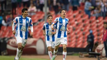 Foto de accion durante el Partido America vs Pachuca , Liga MX 2014, Hirving Rodrigo Lozano
08,FEB,2014, MEXSPORT,Omar Martinez
Fotos tomadas con el siguiente equipo Nikon.
Lente Nikkor 400mm1.2.8 G ED
Lente Nikkor 70,200mm1.2.8 GII ED
Lente Nikkor 24,70mm1.2.8 G ED
Lente Nikkor 14,24mm1.2.8 G ED
Camara Nikon D4
Camara Nikon D300s

Foto de accion durante el Partido America vs Pachuca , Liga MX 2014, Hirving Rodrigo Lozano
08,FEB,2014, MEXSPORT,Omar Martinez
Fotos tomadas con el siguiente equipo Nikon. Lente Nikkor 400mm1.2.8 G ED Lente Nikkor 70,200mm1.2.8 GII ED Lente Nikkor 24,70mm1.2.8 G ED Lente Nikkor 14,24mm1.2.8 G ED Camara Nikon D4 Camara Nikon D300s