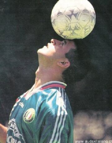 Claudio Borghi pasó por Audax Italiano, O'Higgins y Wanderers en el fútbol chileno.