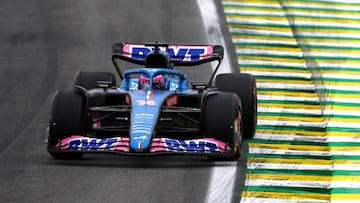 SAO PAULO, BRAZIL - NOVEMBER 11: Fernando Alonso of Spain driving the (14) Alpine F1 A522 Renault on track during qualifying ahead of the F1 Grand Prix of Brazil at Autodromo Jose Carlos Pace on November 11, 2022 in Sao Paulo, Brazil. (Photo by Bryn Lennon - Formula 1/Formula 1 via Getty Images)