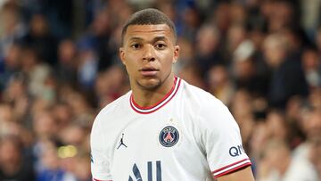 Mbappé, alto en el camino