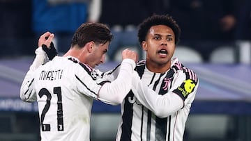 Soccer Football - UEFA Champions League - Juventus v Pafos - Allianz Stadium, Turin, Italy - December 10, 2025 Juventus' Weston Mckennie celebrates scoring their first goal with Fabio Miretti REUTERS/Guglielmo Mangiapane