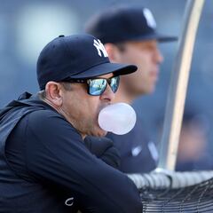Aaron Boone, mánager de New York Yankees, fue suspendido por criticar umpires