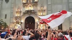 El espectacular banderazo de River en el parque Kennedy