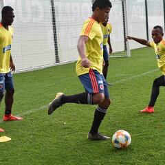 Selección Colombia Sub 20 se prepara para debut en Mundial