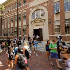 El DHS aclara que ICE no realiza redadas en escuelas: “El ICE no va a las escuelas a arrestar a menores”