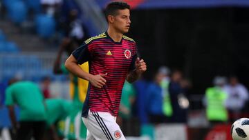 Napoli no tuerce el brazo y sigue esperando por James