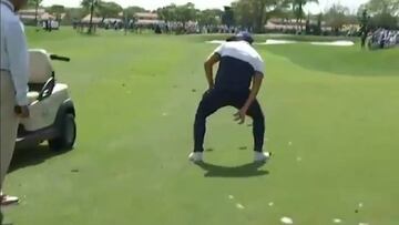 Rickie Fowler ironiza sobre c&oacute;mo realizar un drop tras ser sancionado en el WGC de M&eacute;xico.