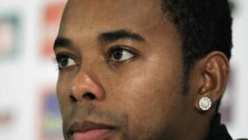 Robinho admite que Chile puede dar una sorpresa