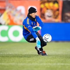 Nahuel Guzmán se queja del intenso frío en Canadá