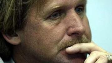 <b>LEVANTE-MÁLAGA. </b>Bernd Schuster deja de ser el entrenador del Levante tras la derrota ante el Málaga.