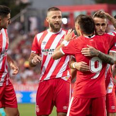 Solo dos derrotas en el debut de Liga de los diez últimos años