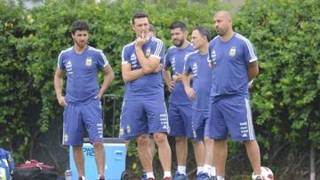 Scaloni y Samuel, en el Olímpico de Roma para ver el Lazio-Sevilla