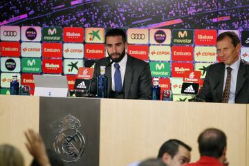 Carvajal emocionado en el acto de su renovación