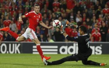 Gareth Bale anotó el gol 3-0 para Gales frente a Moldavia
