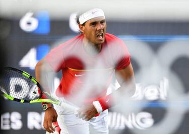 Del Potro sees off Nadal and faces Murray for gold