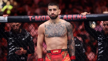 Ilia Topuria antes de su pelea con Charles Oliveira.