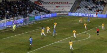 1-0. Sarabia marcó el prrimer gol.