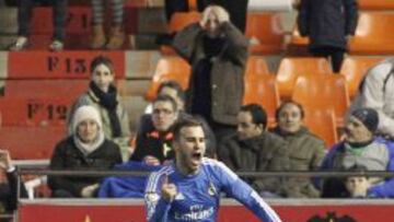 Jesé salvó un match-ball