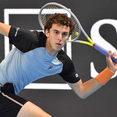 Juan Manuel Cerúndolo entra a Wimbledon por Khachanov