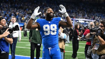 There are no more BYE weeks after Week 14, and that means the playoff race is in full swing as teams look to make their final postseason push.