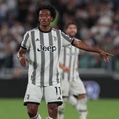 A Cuadrado le piden más “chispa” en la Juventus