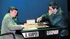 La historia del uno no se entendería sin la historia del otro. Los rusos Gari Kaspárov, de 39 años, y Anatoli Kárpov, de 51, protagonizan una rivalidad deportiva única desde que disputaran su primera partida en Moscú en la primavera de 1981. A lo largo de