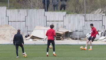 07/04/18
VRSALJKO Y GIMENEZ
ENTRENAMIENTO ATLETICO DE MADRID