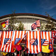 Intolerables cánticos racistas fuera del Metropolitano contra Vinicius