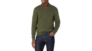 Jersey de cuello de pico o en V de Amazon Essentials de color verde oliva para hombre