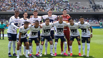Pumas team group during the 1st round match between Pumas UNAM and Leon as part of the Torneo Apertura 2024 Liga MX at Olimpico Universitario Stadium on July 07, 2024 in Mexico City, Mexico.