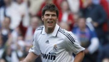 Real Madrid y Milán confirman el traspaso de Huntelaar