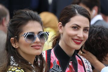 Sara Sálamo y Barbara Lennie a su llegada al photocall de la película "Todos lo saben" durante la 71ª edición del Festival de Cine de Cannes. 
