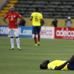 Caicedo vuelve a Barcelona lesionado de los isquiotibiales