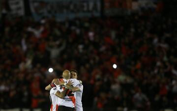 El delantero colombiano abrió el marcador en el partido de ida de las semifinales de la Copa Libertadores entre River Plate y Boca Juniors.