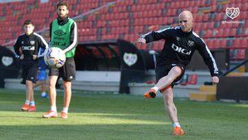 Isi, durante un entrenamiento del Rayo.