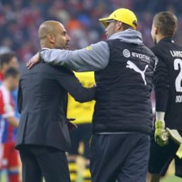 Guardiola se saludó con Klopp.