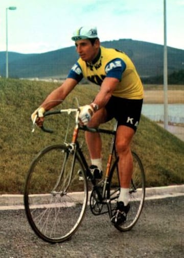 Murió en un accidente en el Giro de Italia de 1976.