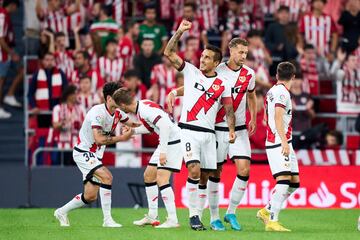 0-1. Óscar Trejo celebra el primer gol.