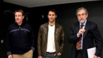 Ceballos reconoce que apuesta aunque "no hay ningún delito en ello"