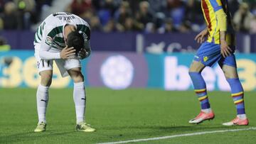 Kike García se lamenta.