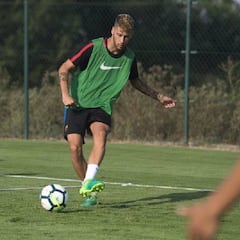 Abeledo ‘debuta’ de grana; Mesa está en la rampa de salida