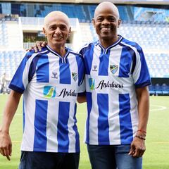 El Málaga conmemora el ascenso de hace 25 años con una camiseta ‘vintage’