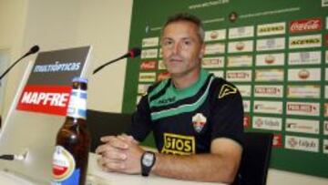 Fran Escribá, entrenador del Elche.
