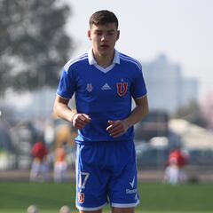 El nuevo ‘10′ que irrumpe en la U y fue titular ante Cobresal: “Tiene cosas de Valdivia”