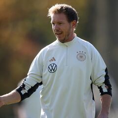 Lahm: “El salario de Nagelsmann es demasiado alto”