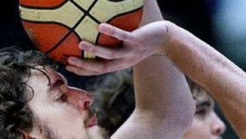 <B>EL ICONO ESPAÑOL.</B> Pau Gasol es el jugador español que más 'tirada' tiene.