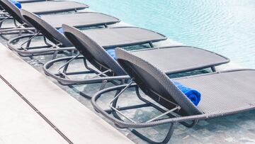 Dos turistas británicos graban la ‘guerra de las tumbonas’ en un hotel de Tenerife: “Después de gastar 5.000 euros, es un chiste”