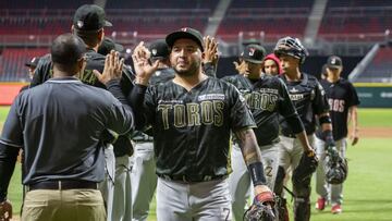 Toros de Tijuana antes de un partido de la LMB